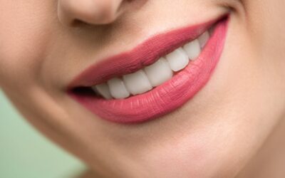 Brighten Your Smile: The Complete Guide to Teeth Whitening